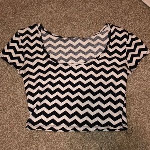 Black and white patterned crop top
